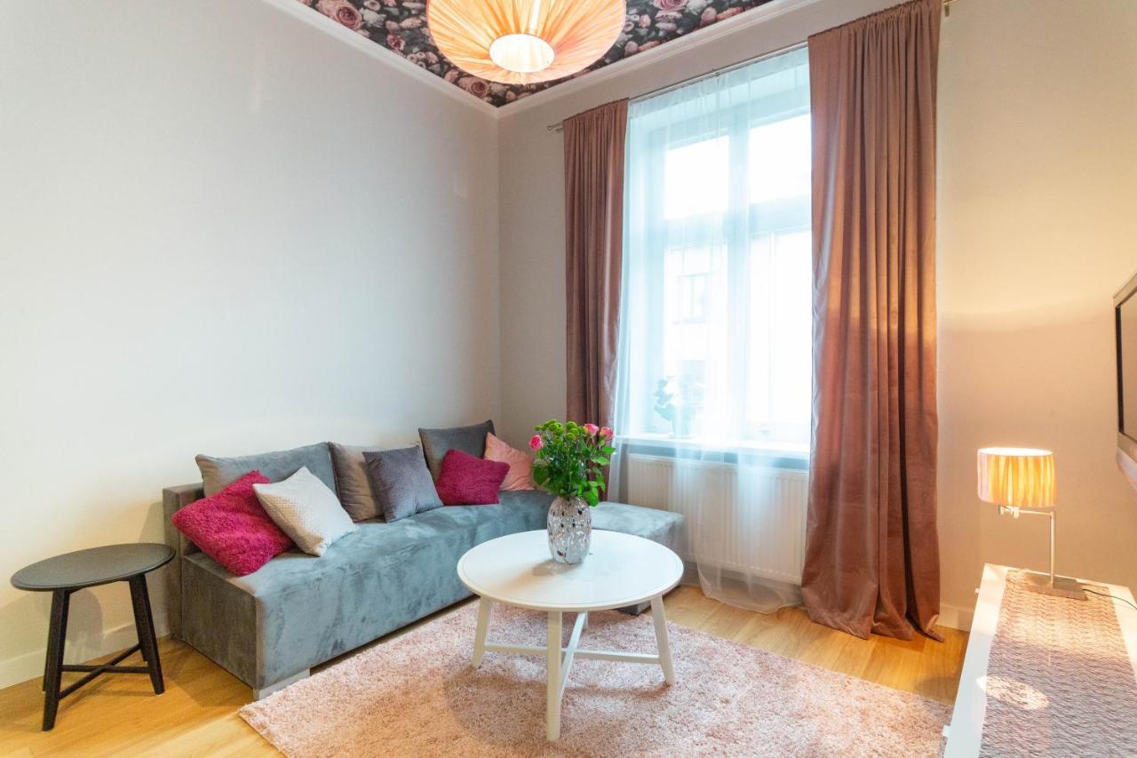 Glamorous And Brand New 2 Bedroom Krakow Exterior photo