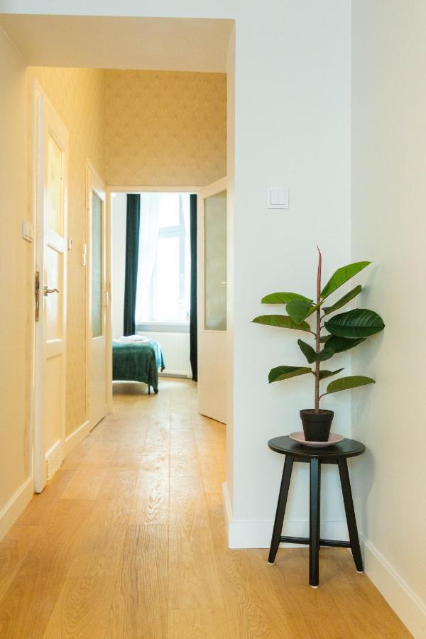 Glamorous And Brand New 2 Bedroom Krakow Exterior photo